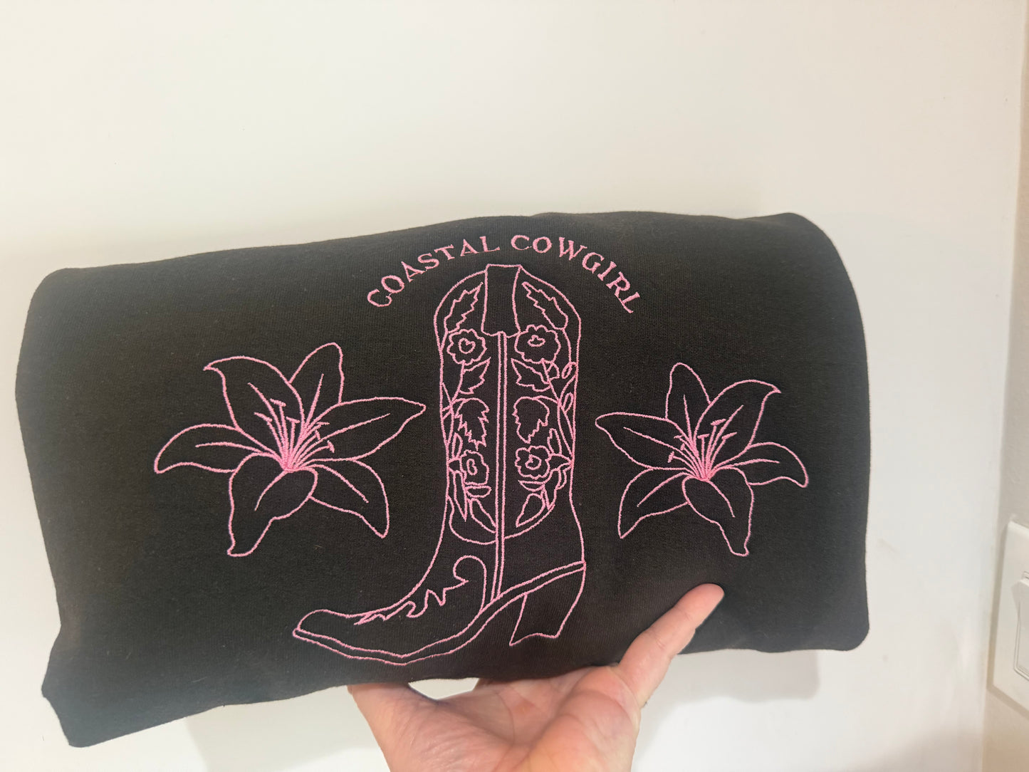 Coastal Cowgirl Embroidered sweatshirt